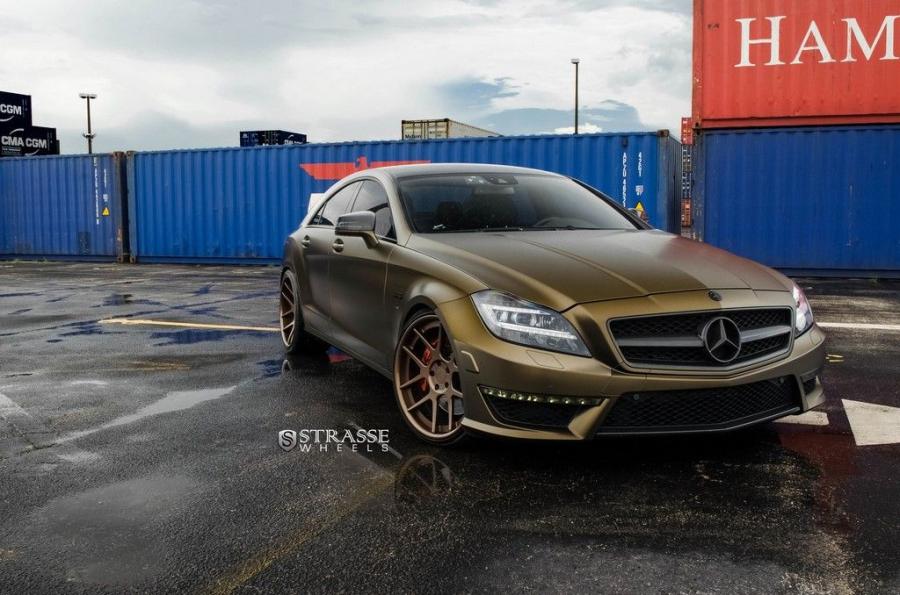  Mercedes-Benz CLS63 AMG by Strasse Wheels 2014 года  (фото 1 из 11)